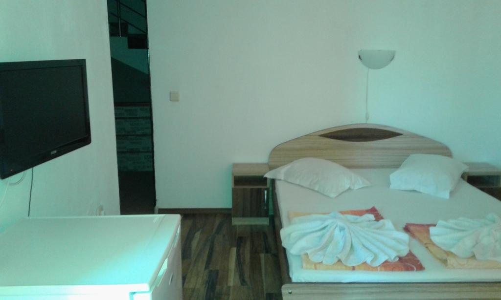 Zora Guest House Primorsko Rom bilde