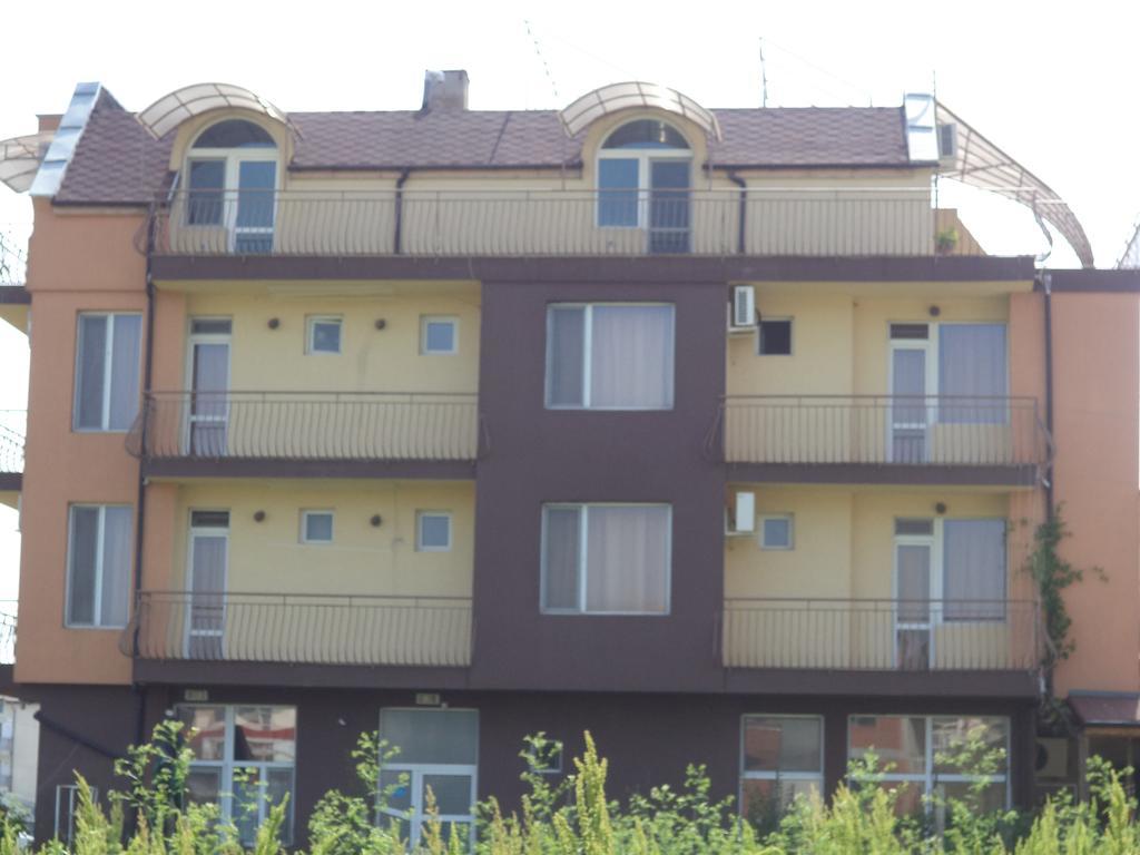 Zora Guest House Primorsko Rom bilde